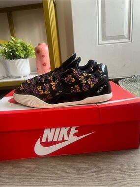 Nike Kobe 9 EM GS ‘Floral’ 677619-001